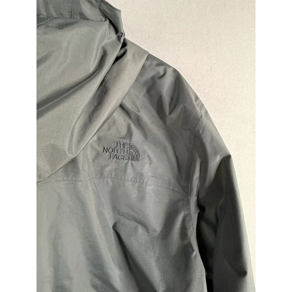 The North Face Quest Waterproof Jacket Mens XXL Black DryVent NF0A2VD5 Rainwear